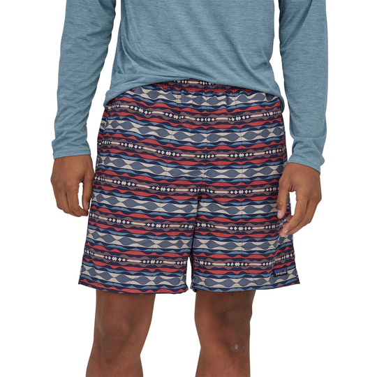 Patagonia Men's Baggies Longs -shortsit - 7" - Kierrätettyä nylonia, Coast Highway Multi: Sumac Red / M