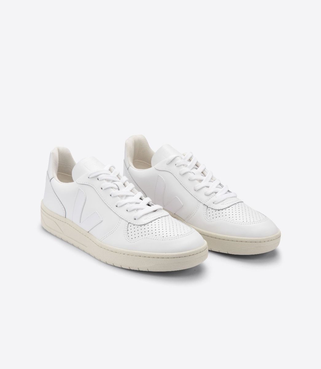 Veja naisten V-10 Leather -tennarit, Extra White / 36