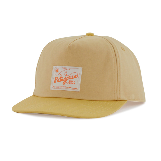 Patagonia Quality Surf Label Funfarer lippis - Luomupuuvillaa & Kierrätettyä kalaverkkoa, Sespe Tan / ALL