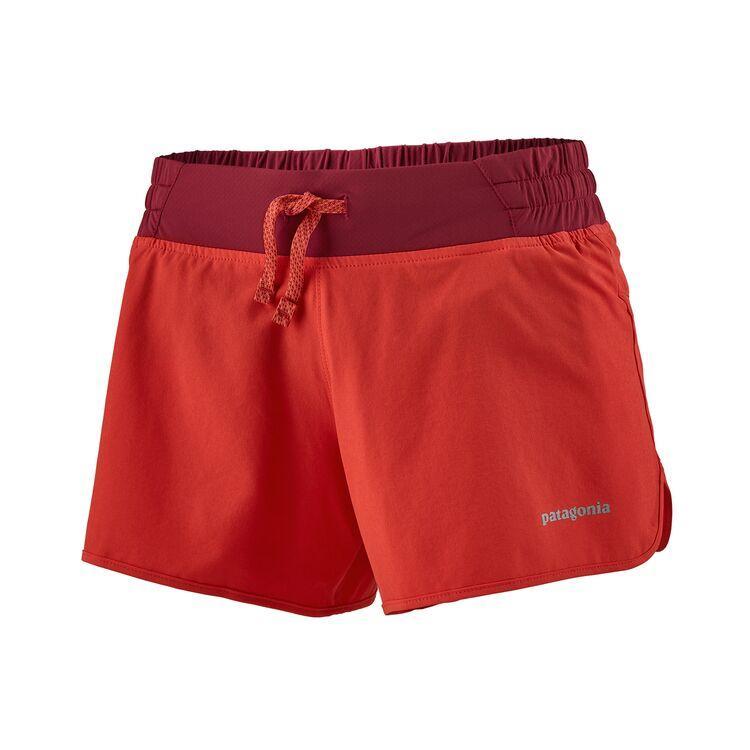Patagonia Naisten Nine Trails Shortsit - 4"- Kierrätettyä Polyesteria, Catalan Coral / S