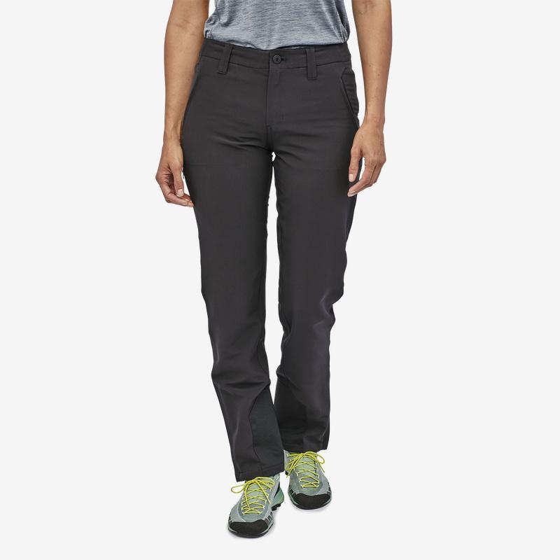 Naisten Crestview Pants – Ulkoiluhousut kierrätyspolyesterista, Black / 12/Short