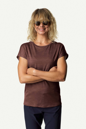 Naisten Activist Tee – T-paita merinovillasta ja tencelistä, Ganache Red / L