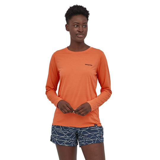 Patagonia Naisten Pitkähihainen Capilene® Cool Daily Graphic Paita, Boardshort Logo: Tigerlily Orange X-Dye / L