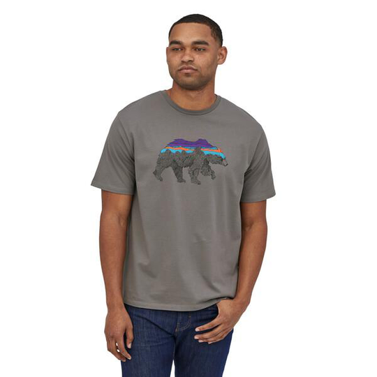 Patagonia Miesten Back For Good Luomupuuvilla T-Paita, Noble Grey w/Bear / S