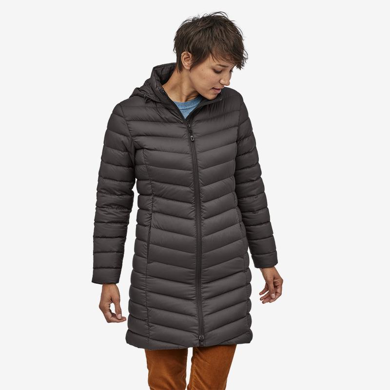 Naisten Patagonia Silent Down Parka – Talvitakki 100% kierrätetystä untuvatäytteestä, Black / S